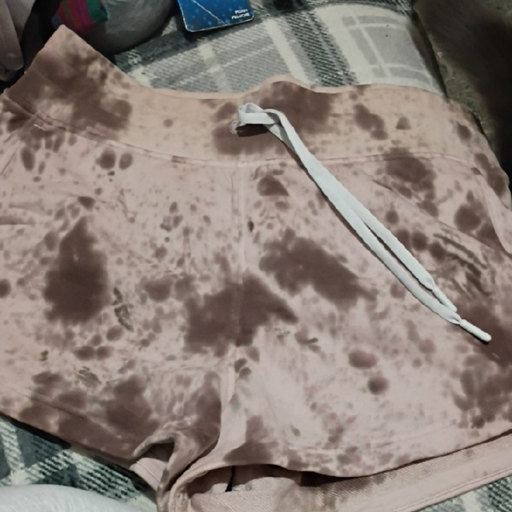 lululemon athletica Pink and Brown Tie-Dye Athletic Shorts Size 8-0555
